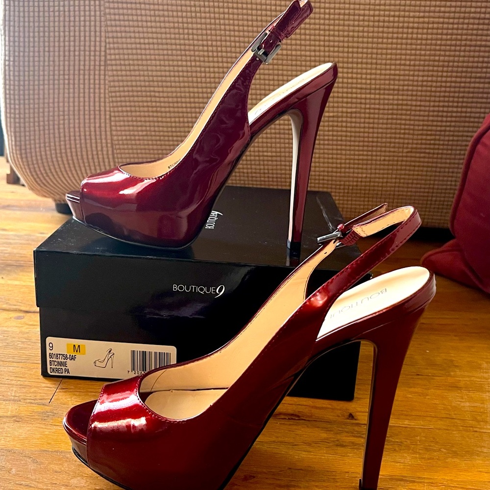 Boutique 9M Dark Red/Burgundy platform heels